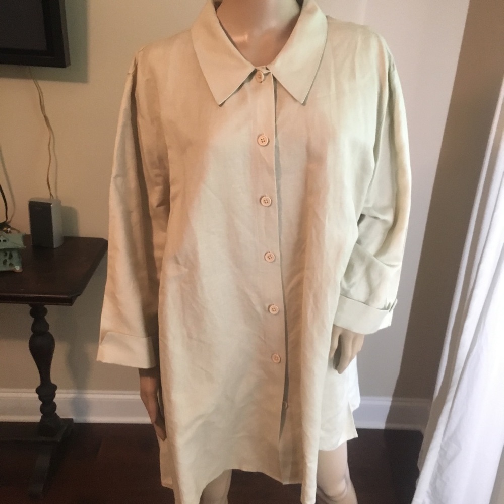 Beautiful Beige Button Down Top - image 1